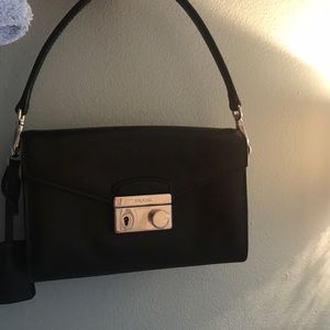 Small Prada handbag used once NOT FOR SALE
